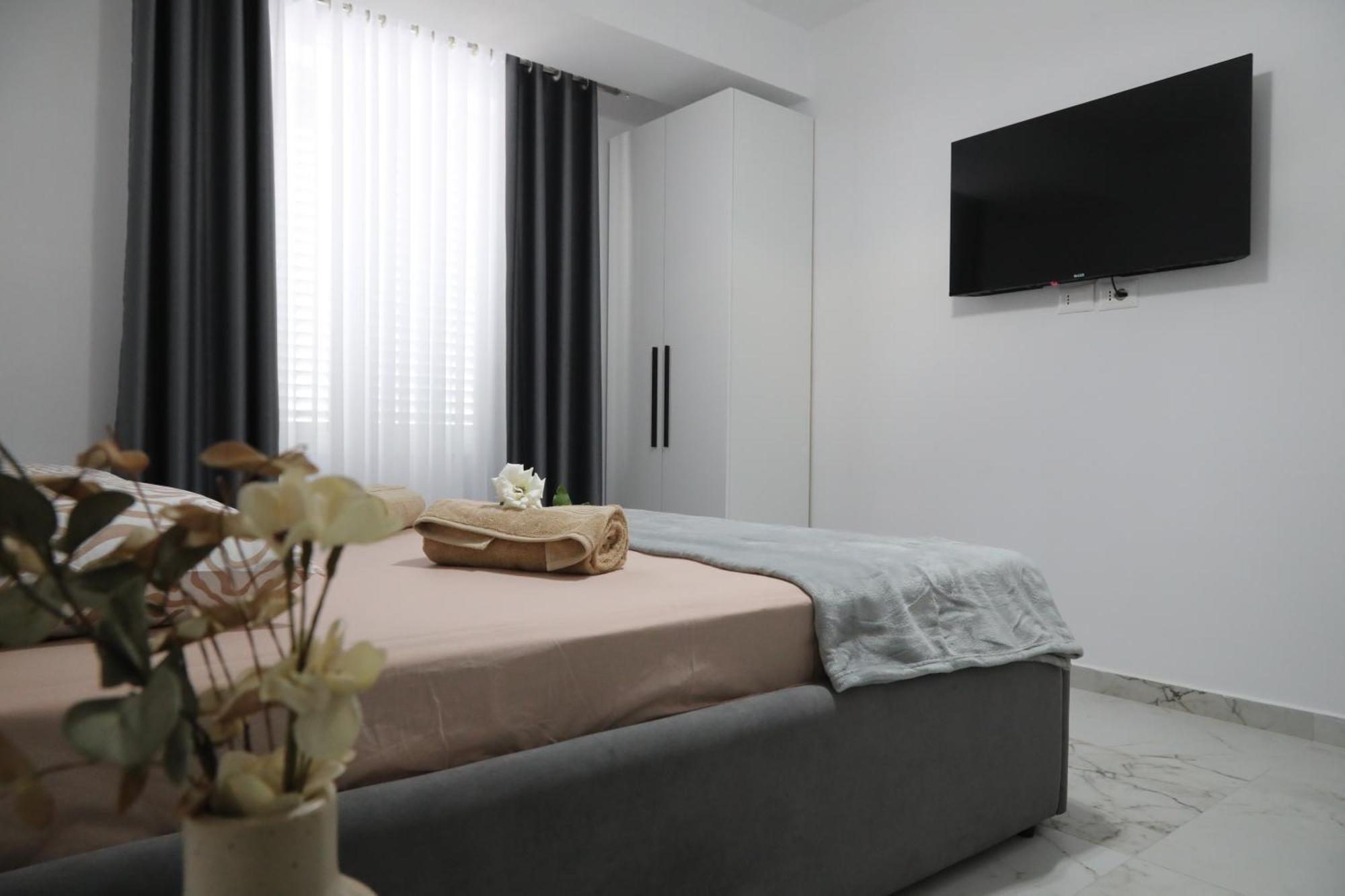 Rozafa Guest Room Center Shkodra Exterior foto